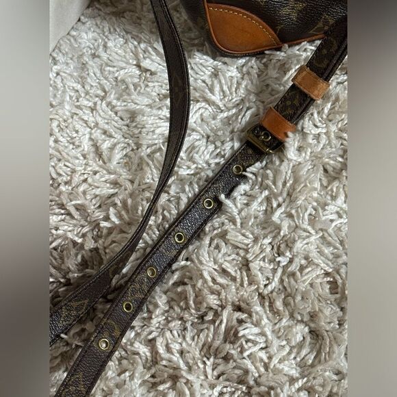 Vintage Luxury LOUIS VUITTON Amazone Crossbody Iconic Coated Canvas Handbag 1989 - Picture 16 of 16